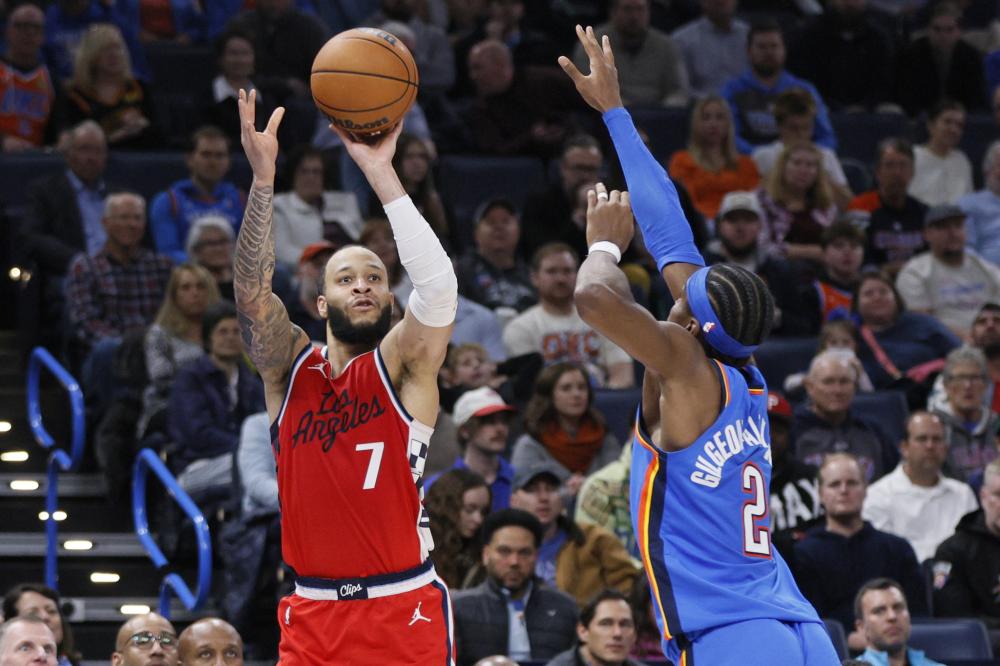 转播收入与 转播收入与